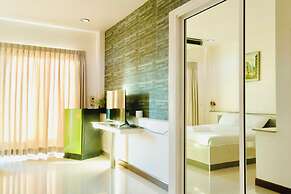 Ree Riverside hotel