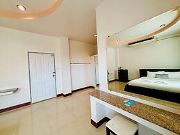 Ree Riverside hotel