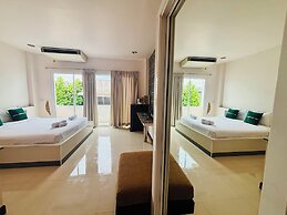 Ree Riverside hotel