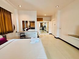 Ree Riverside hotel
