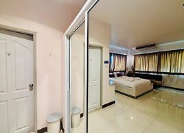 Ree Riverside hotel
