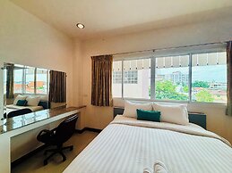 Ree Riverside hotel
