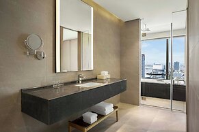 Courtyard by Marriott Danang Han River
