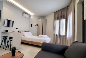 Basil Central Studio - by Checkin
