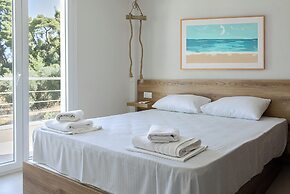 EIGHT OLIVES LUXURY VILLA