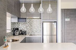 Citygate B307/8 By Villacarte