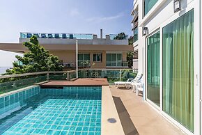 The Baycliff By Villacarte