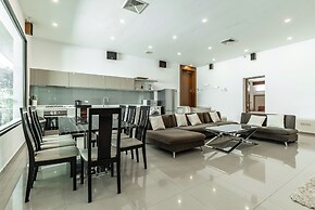 Villa Andre By Villacarte