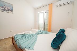 Apartments Adela III