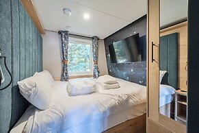 Celestial Skylight - Billing Aquadrome