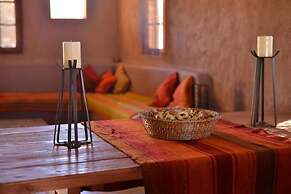 HOSTAL VALLE DE LA LUNA