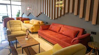 Mr Crane Hotel
