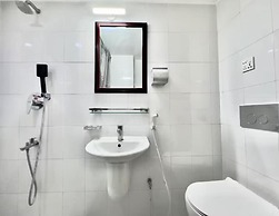 250 sq.ft Studio Apartment with Pool 3