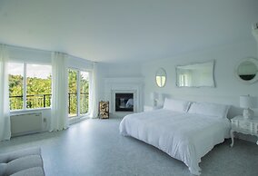 Domaine du Lac Long -Spa et piscine-