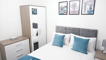 Modern House - 3 Bedrooms - 1 Bath - Mancity