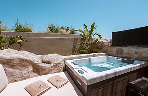 Noir Mykonos