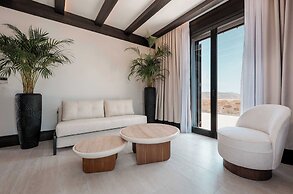 Noir Mykonos