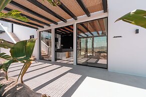 Noir Mykonos
