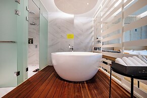 the line hotel