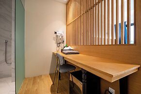 the line hotel