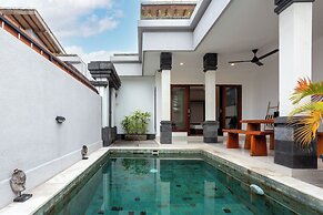 Om Villas Kedungu