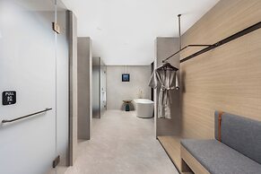 Yuncheng Pinglu Wanda Meihua Hotel