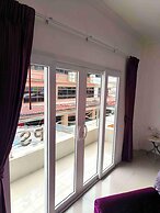 Titanic Residence - 7 minute walk to the Beach