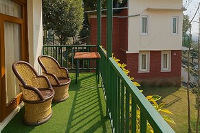 Bougainvilla Mountain Retreat