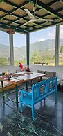 Bougainvilla Mountain Retreat