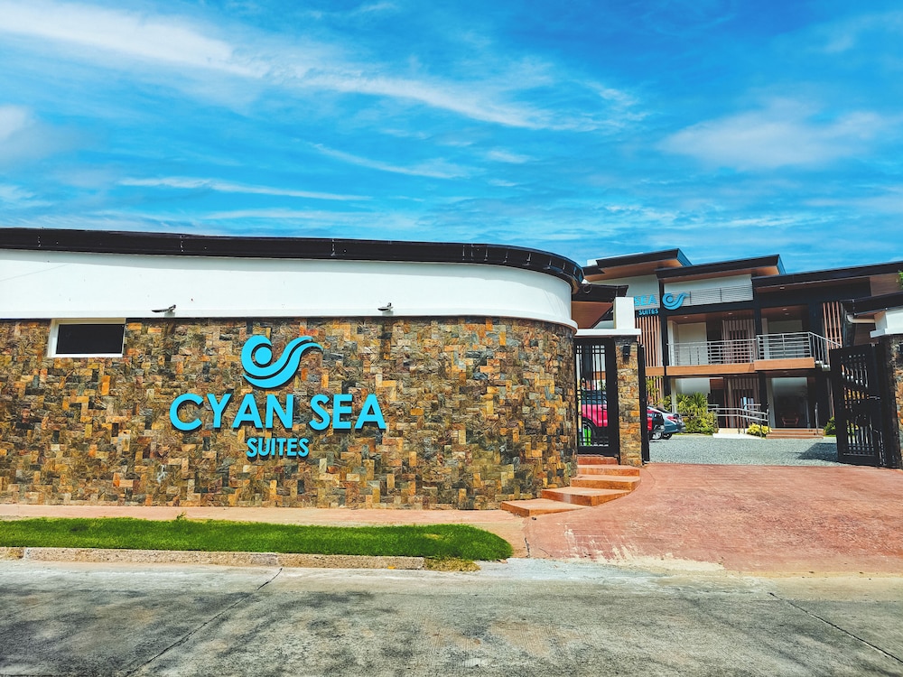 Cyan Sea Suites