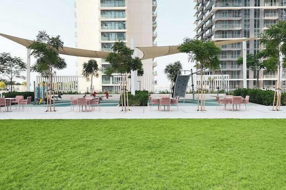 Vogue | Emaar Beachfront Marina Vista with Private Beach Access