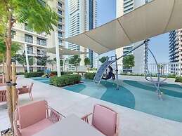 Vogue | Emaar Beachfront Marina Vista with Private Beach Access