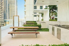 Vogue | Emaar Beachfront Marina Vista with Private Beach Access