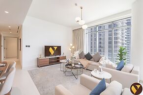 Vogue | Emaar Beachfront Marina Vista with Private Beach Access