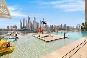 Vogue | Emaar Beachfront Marina Vista with Private Beach Access