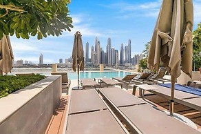 Vogue | Emaar Beachfront Marina Vista with Private Beach Access