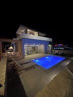 Lumina Sense Villas