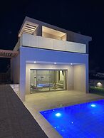 Lumina Sense Villas
