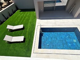 Lumina Sense Villas