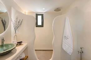 Acro Caldo Suites