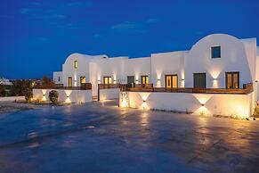 Acro Caldo Suites
