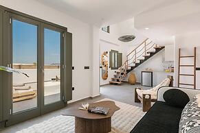 Acro Caldo Suites