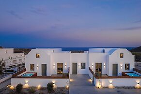 Acro Caldo Suites