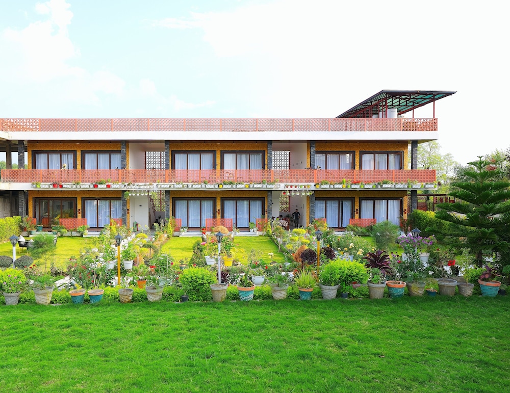 Chitralekha Boutique Resort