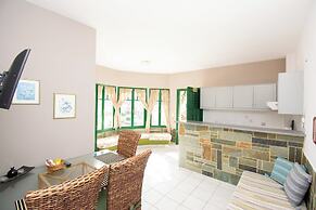 Aquarius Apartments by Checkin