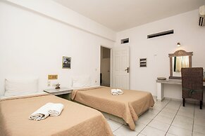 Aquarius Apartments by Checkin