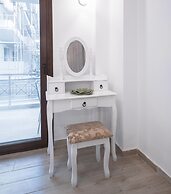 Azur Residences, Nilie Hospitality MGMT