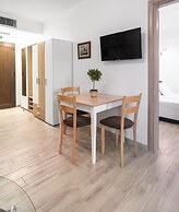 Azur Residences, Nilie Hospitality MGMT