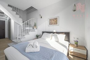 Azur Residences, Nilie Hospitality MGMT