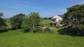 High View Meadows